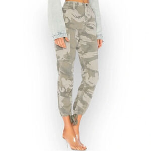 GRLFRND Maxwell in  Renegade 25